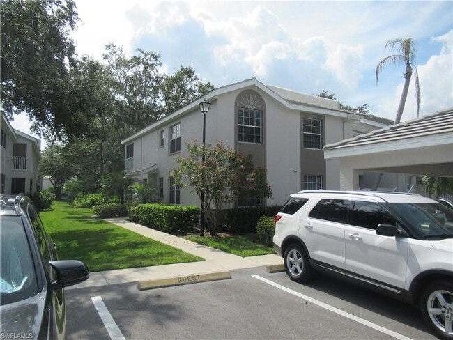 3740 Fieldstone Blvd-Unit -101 in Naples, FL - Building Photo - Building Photo