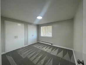 802 W Cherry Ave in Selah, WA - Building Photo - Building Photo