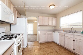 10483 N 76th Dr in Peoria, AZ - Building Photo - Building Photo
