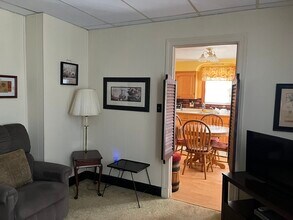 305 Harrington Way in Worcester, MA - Building Photo - Building Photo