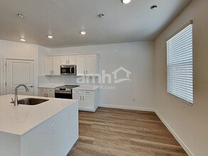 6477 E Paseo Baranda in Tucson, AZ - Building Photo - Building Photo