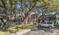 Bent Oak Townhomes in San Antonio, TX - Foto de edificio - Building Photo