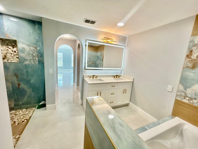 property at 3933 SW Kakopo St