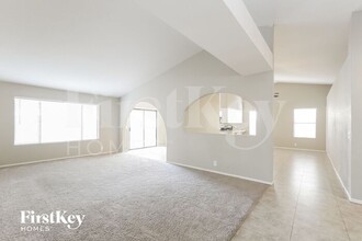 7371 W Colter St in Glendale, AZ - Building Photo - Building Photo