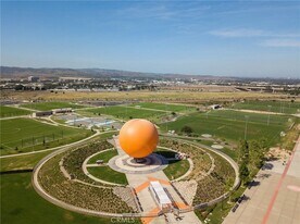 186 Rose Arch in Irvine, CA - Building Photo