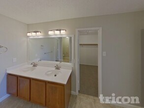 549 Linacre Dr in Crowley, TX - Building Photo - Building Photo