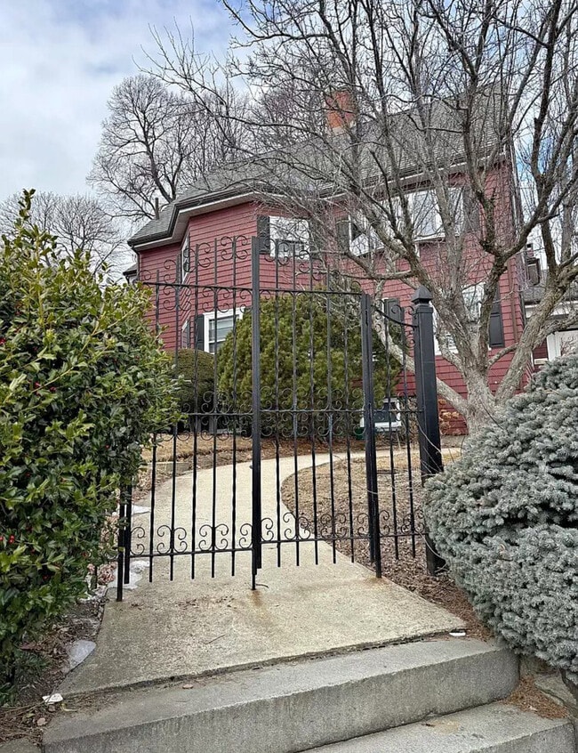 177 Bellingham Ave, Unit #1