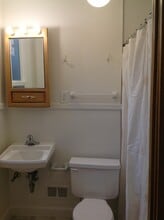 537 2nd Ave NW, Unit 1 in Rochester, MN - Building Photo - Building Photo