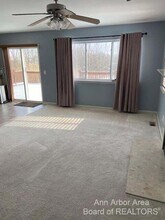 8312 N Warwick Ct in Superior Township, MI - Building Photo - Building Photo