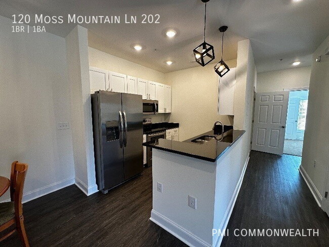 120 Moss Mountain Ln in Charlottesville, VA - Building Photo - Building Photo