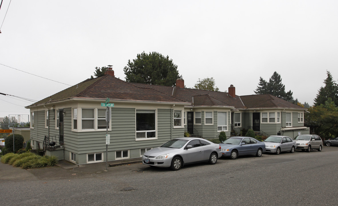 Virginian Apartments in Portland, OR - Foto de edificio