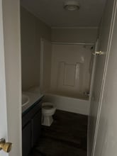 101 Bedrock Trail Rd in Waco, TX - Foto de edificio - Building Photo