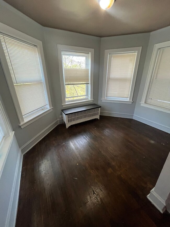 7346 S Phillips Ave in Chicago, IL - Building Photo - Building Photo