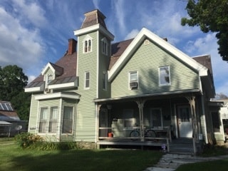 319 Safford Street, Unit Apt 1