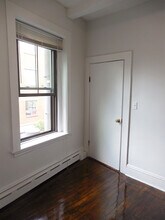 125 Willow St, Unit 110 willow- 110-03 in Cambridge, MA - Building Photo - Building Photo