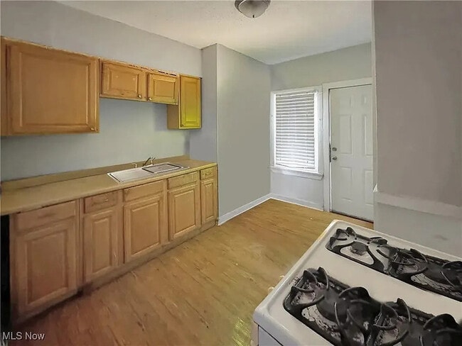 14809 Darwin Ave in Cleveland, OH - Building Photo - Building Photo