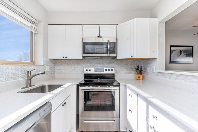 1540 Chela Ave in Norfolk, VA - Building Photo - Building Photo