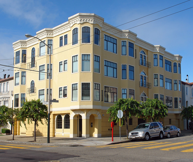2101 Beach St in San Francisco, CA - Foto de edificio - Building Photo