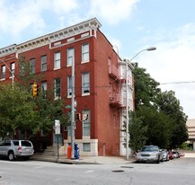 901 N Calvert St Apartments