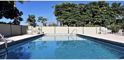 505 Spencer 410 Dr in Haverhill, FL - Building Photo - Building Photo