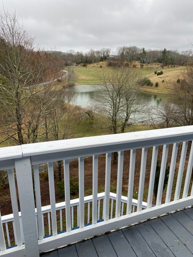 152 Slopes Ct in Boone, NC - Building Photo - Building Photo