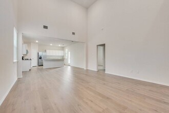 2014 Crested Jay Dr in Crandall, TX - Building Photo - Building Photo