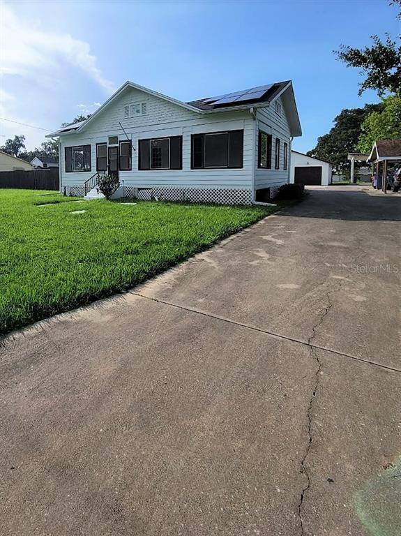 property at 1708 Main St