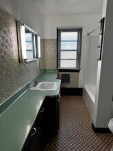 4702 N 44th St, Unit 4702 N 44th st in Milwaukee, WI - Building Photo - Building Photo