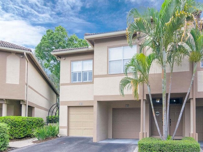 1036 Normandy Trace Rd in Tampa, FL - Building Photo - Building Photo