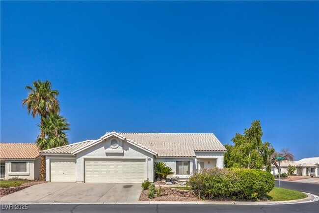 property at 4765 Calavo St