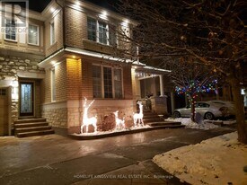 24 Weston Crescent in Ajax, ON - Building Photo