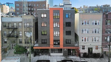 80 Romaine Ave-Unit -5A in Jersey City, NJ - Building Photo - Building Photo