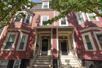 11 Mercer St, Unit 1 in Boston, MA - Building Photo - Building Photo