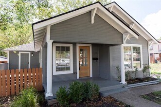 1122 Newport Ave in Dallas, TX - Building Photo - Building Photo