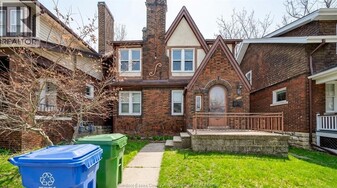 431 Randolph Ave in Windsor, ON - Building Photo