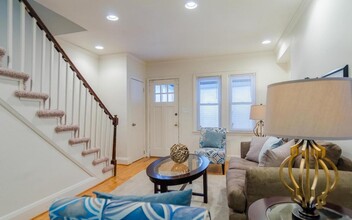 5637 Govane Ave in Baltimore, MD - Foto de edificio - Building Photo
