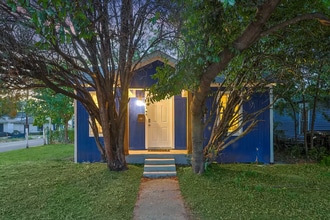 2403 Scott St in Dallas, TX - Building Photo - Building Photo