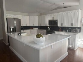 1774 Primrose Ln in Wellington, FL - Building Photo
