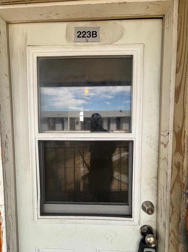 property at 1601 E Central Texas Expy