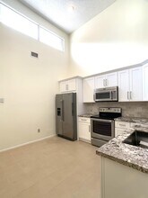 10459 Lake Vista Cir in Boca Raton, FL - Building Photo - Building Photo