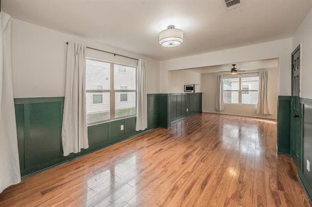 1906 Beach Dr in Grand Prairie, TX - Building Photo - Building Photo