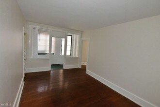 1416 Hampton Blvd in Norfolk, VA - Foto de edificio - Building Photo
