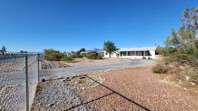 6720 Conestoga Pkwy in Pahrump, NV - Building Photo - Building Photo