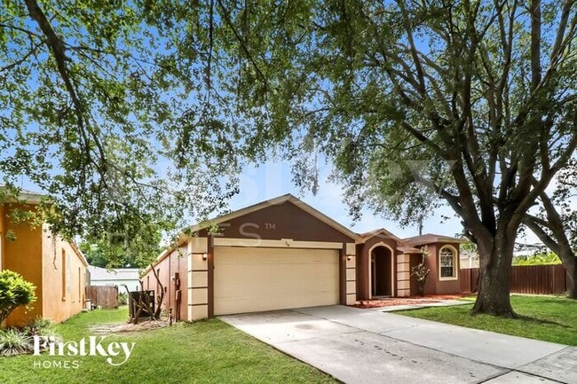 property at 318 Country Vineyard Dr