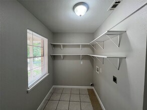 2402 Fawnwood Ln in Spring, TX - Building Photo - Building Photo