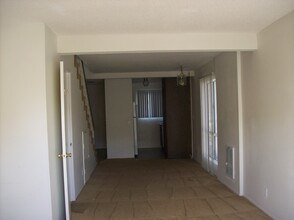 201 S Ventura Rd in Port Hueneme, CA - Building Photo - Building Photo