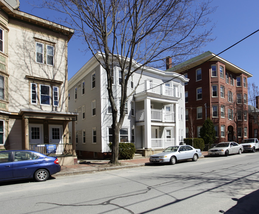 75 Sherman St in Portland, ME - Foto de edificio