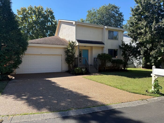 431 Belle Pointe Dr in Nashville, TN - Building Photo