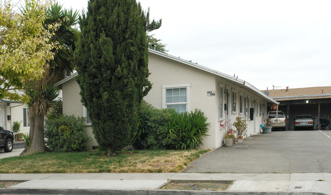 942 Di Giulio Ave in Santa Clara, CA - Building Photo - Building Photo