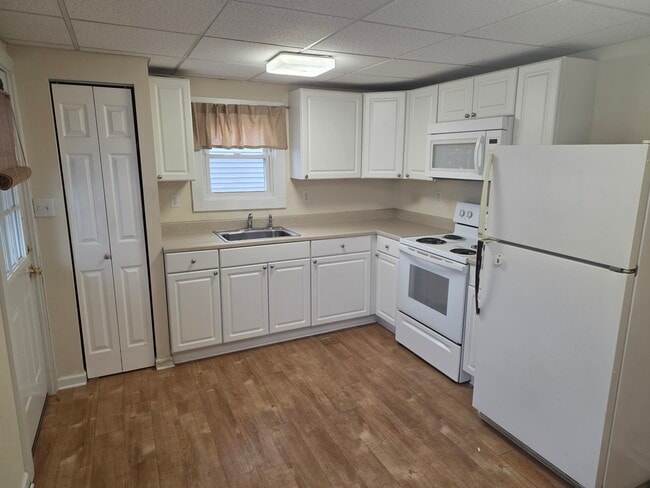 127 Fort St, Unit 1 in Forty Fort, PA - Building Photo - Building Photo